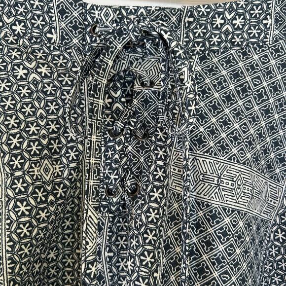 Abercrombie & Fitch Lace Up Front Skater Skirt Size S Y2K 90’s - Picture 2 of 9